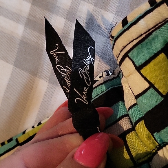 Vera Bradley Purse - good used condition - turquoise, black, white, green - Picture 6 of 10